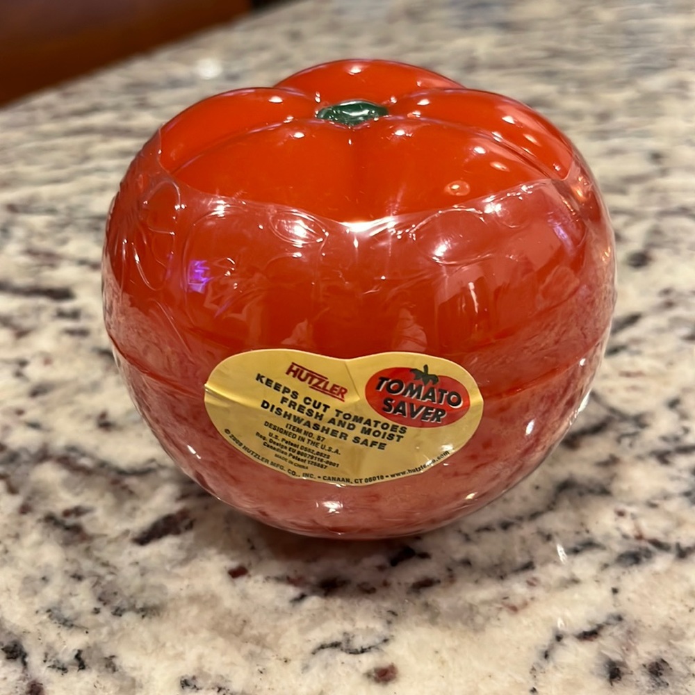 NWT tomato saver